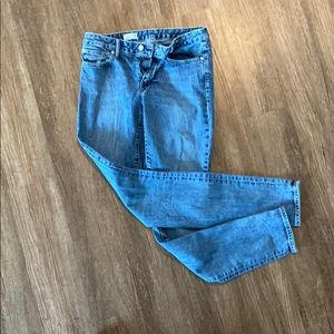 Gap 1969 Curvy Skinny Jean